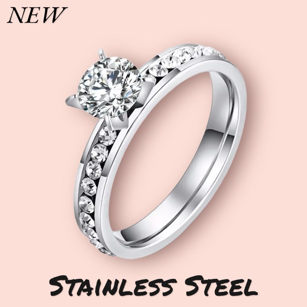 New Stainless Steel 316l Rhinestone Band Wedding Ring Jewelry - Size 6